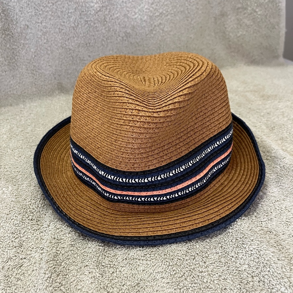 Super cute hat!